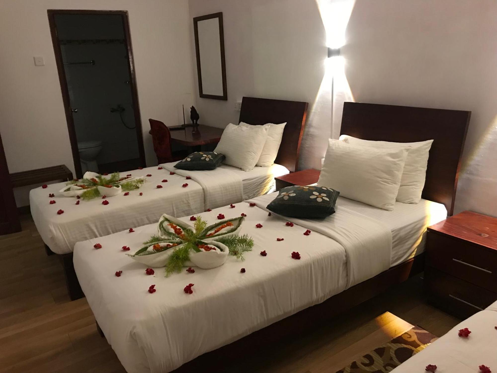 Marigold Home 努沃勒埃利耶 外观 照片