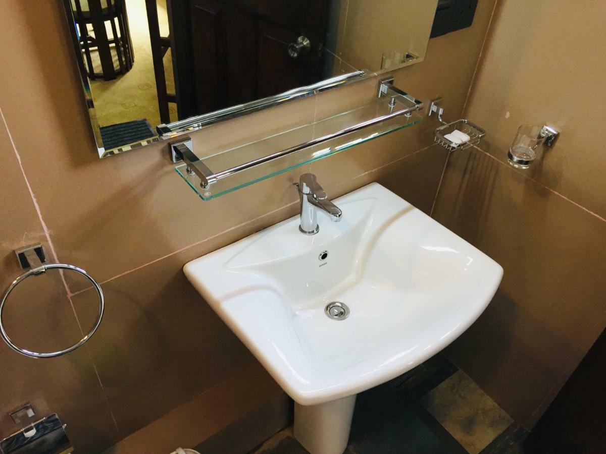 Marigold Home 努沃勒埃利耶 外观 照片